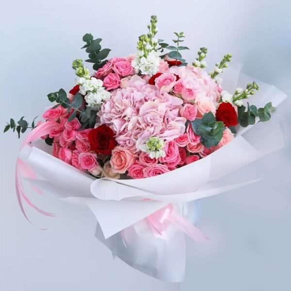 Flower Bouquets in Qatar