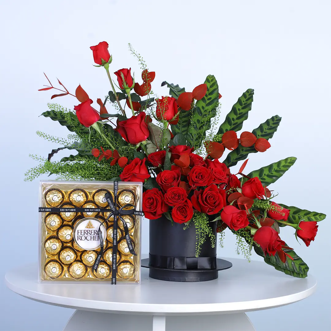 Buy/Send Romantic Roses With Ferrero Rocher Online