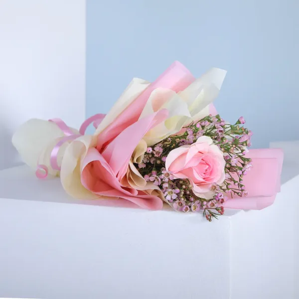 Single pink rose bouquet